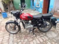 Red And Black Royal Enfield Classic 350 Redditch Red
