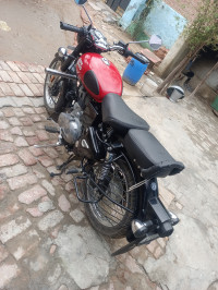 Red And Black Royal Enfield Classic 350 Redditch Red
