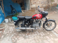 Red And Black Royal Enfield Classic 350 Redditch Red