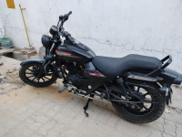 Bajaj Avenger Street 220