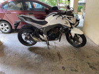 Honda CB Hornet 160R