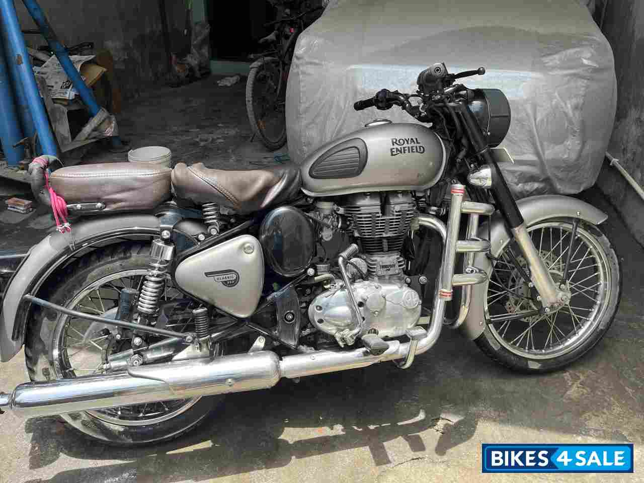 Royal Enfield Classic Gunmetal Grey