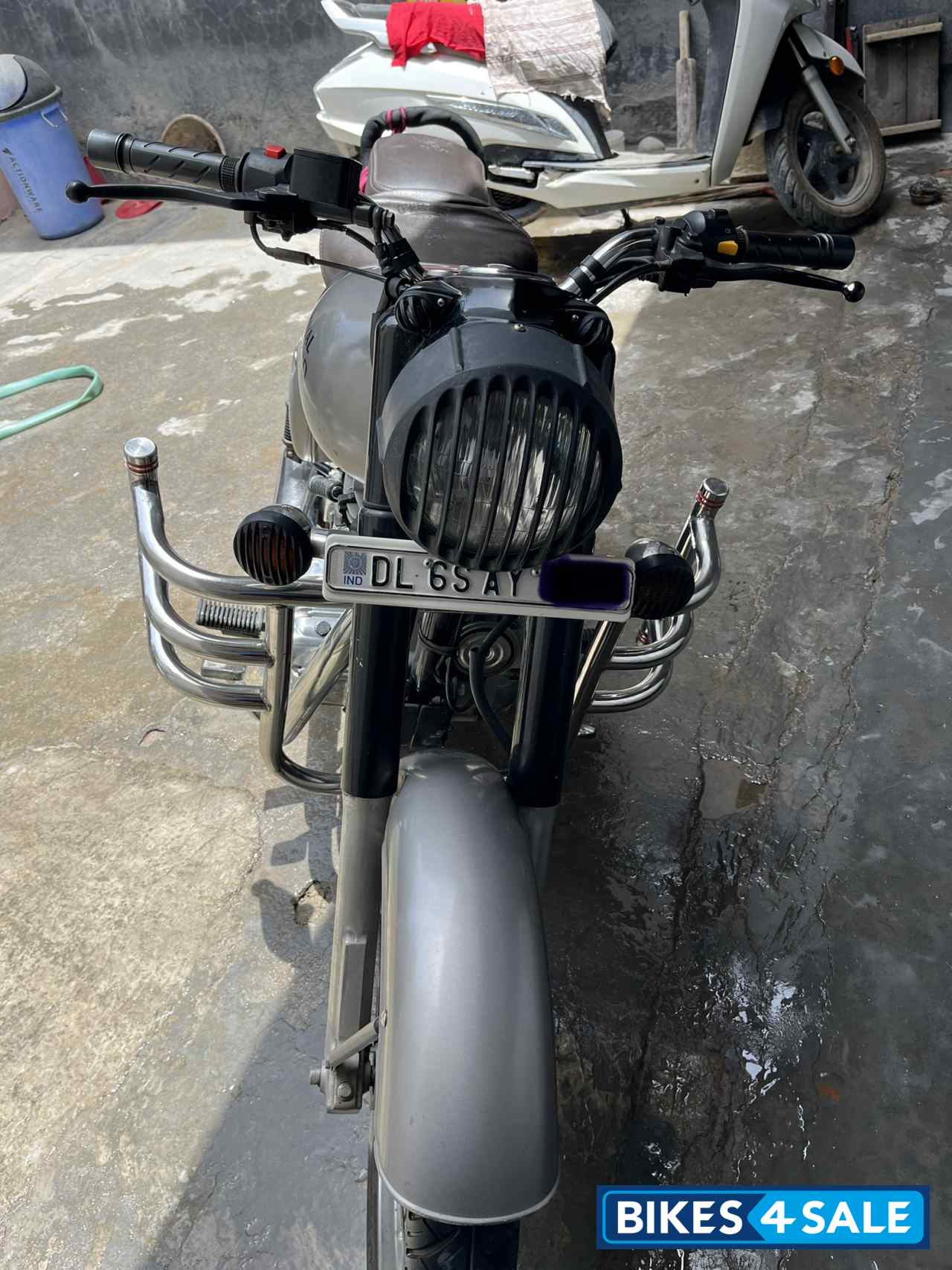 Royal Enfield Classic Gunmetal Grey