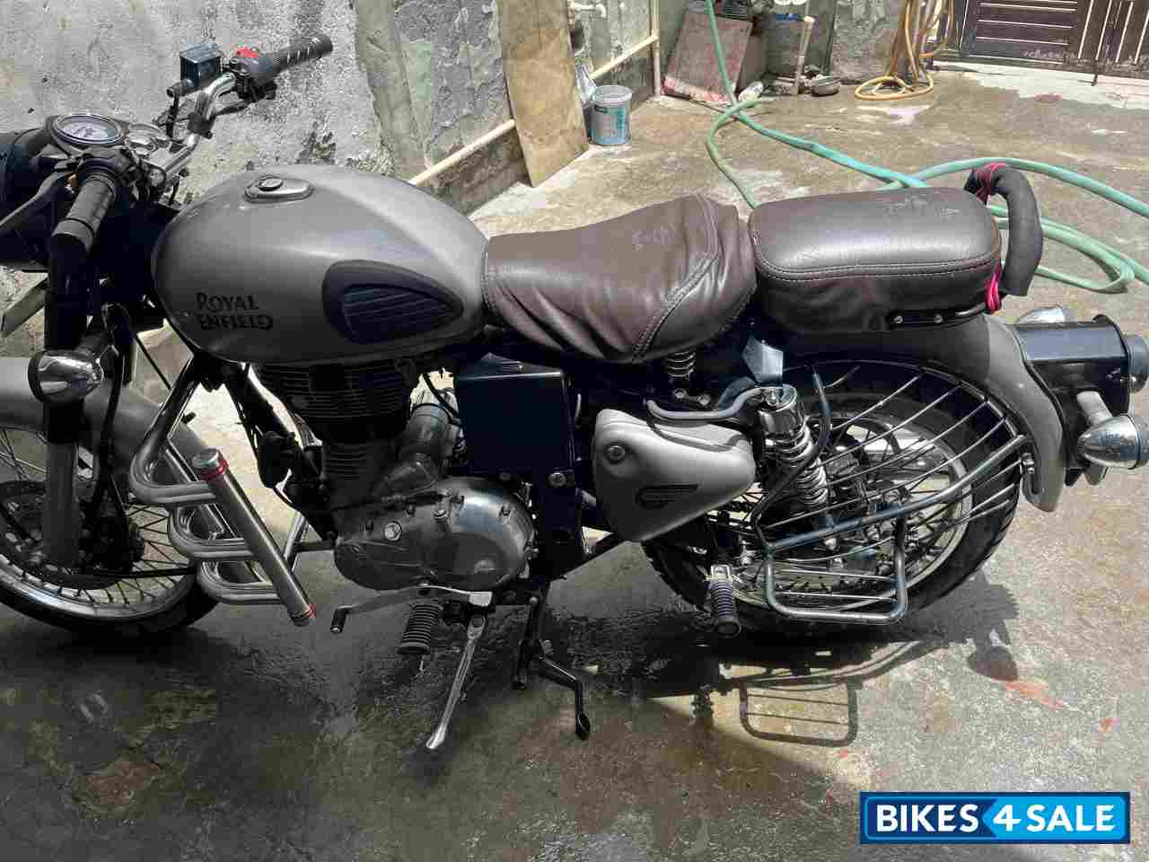 Royal Enfield Classic Gunmetal Grey