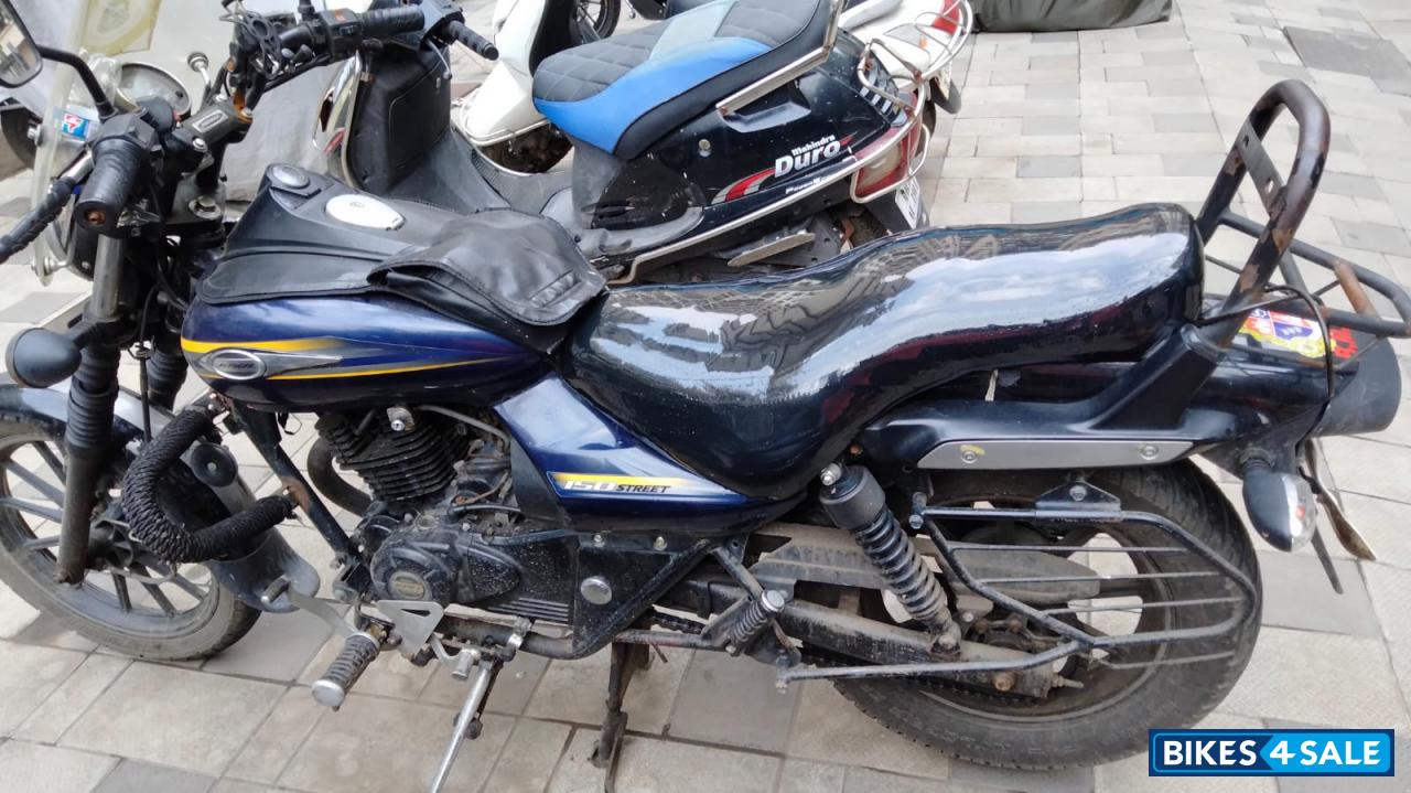 Bajaj Avenger Street 150