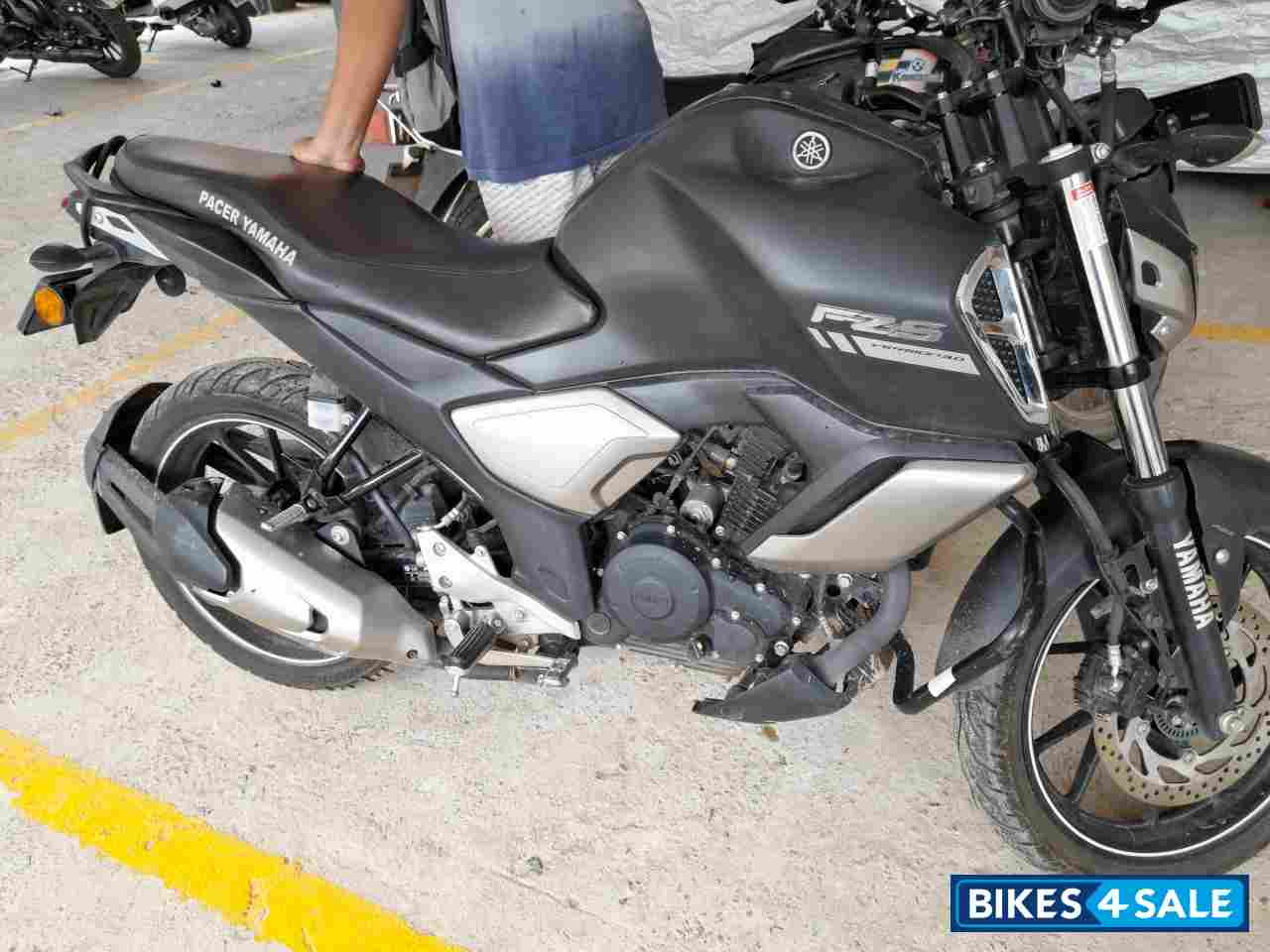 Matte Black Yamaha FZ-S FI V3 BS6