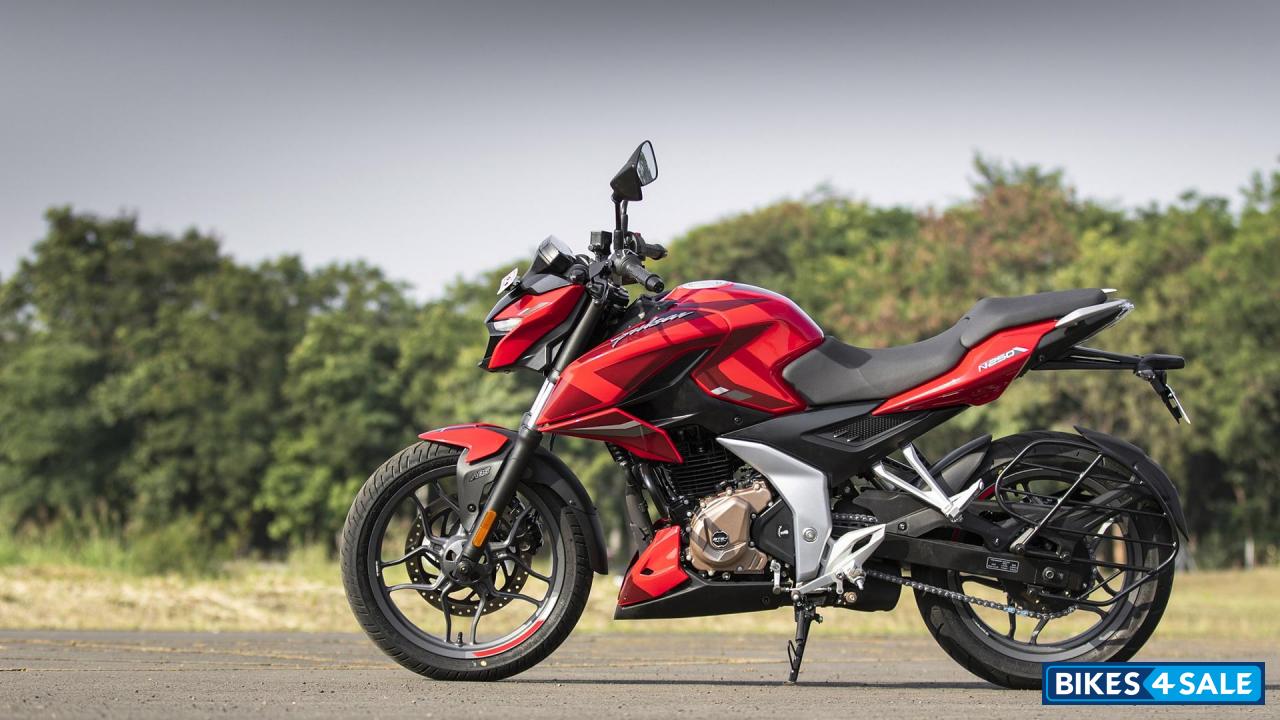 Red Black Bajaj Pulsar N250