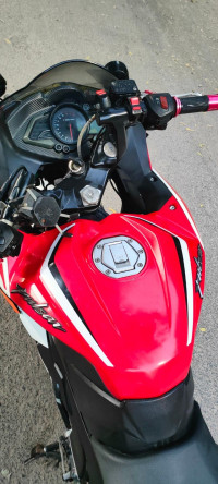 Bajaj Pulsar RS 200 ABS