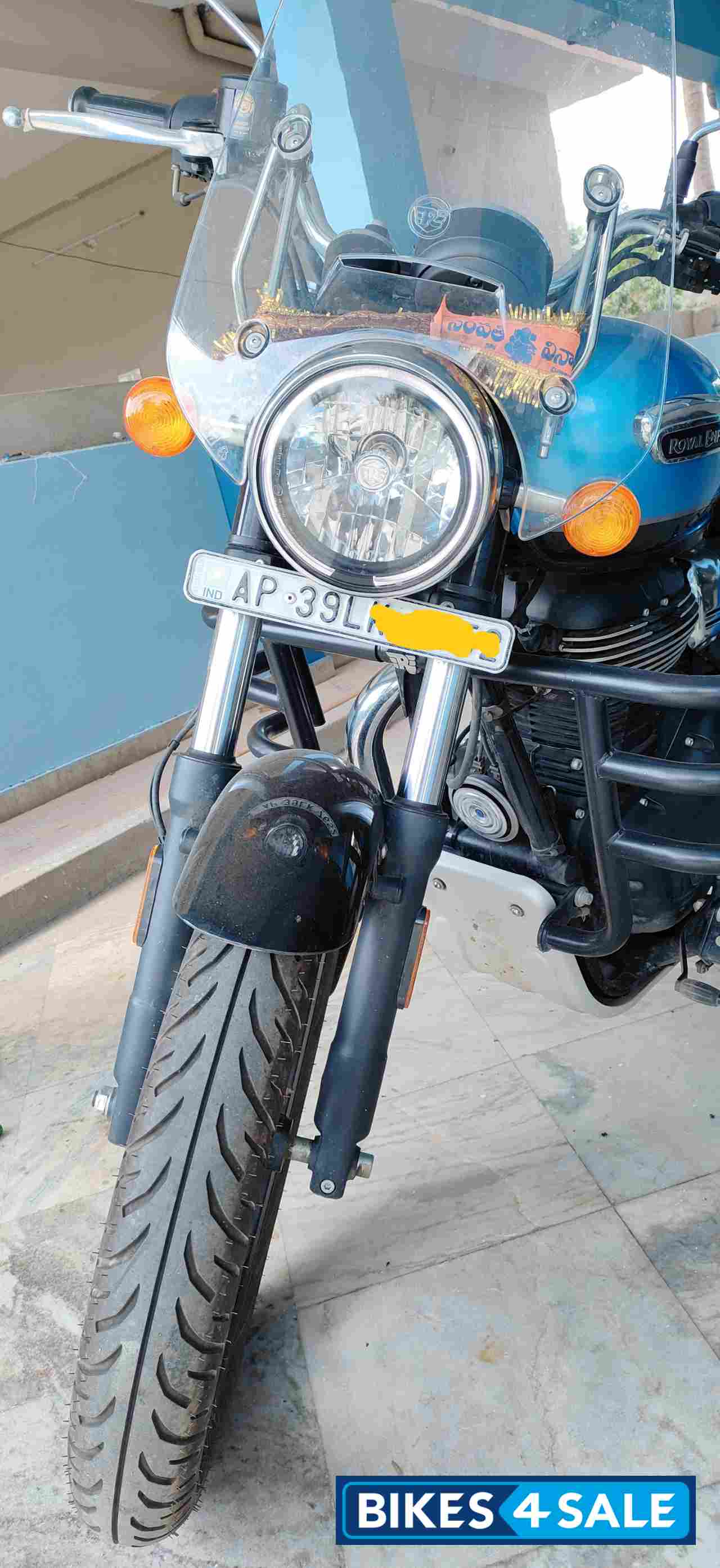Blue Royal Enfield Meteor 350 Supernova