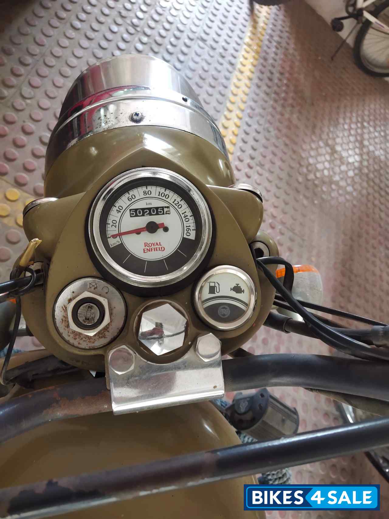 Royal Enfield Classic Desert Storm