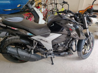 Black TVS Apache RTR 160 4V