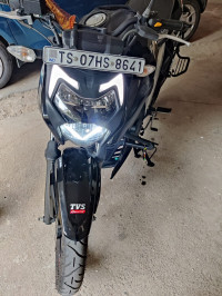 Black TVS Apache RTR 160 4V