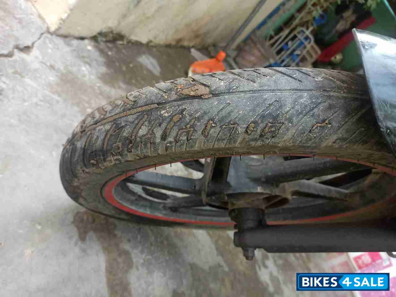 Bajaj Discover DTSi 135