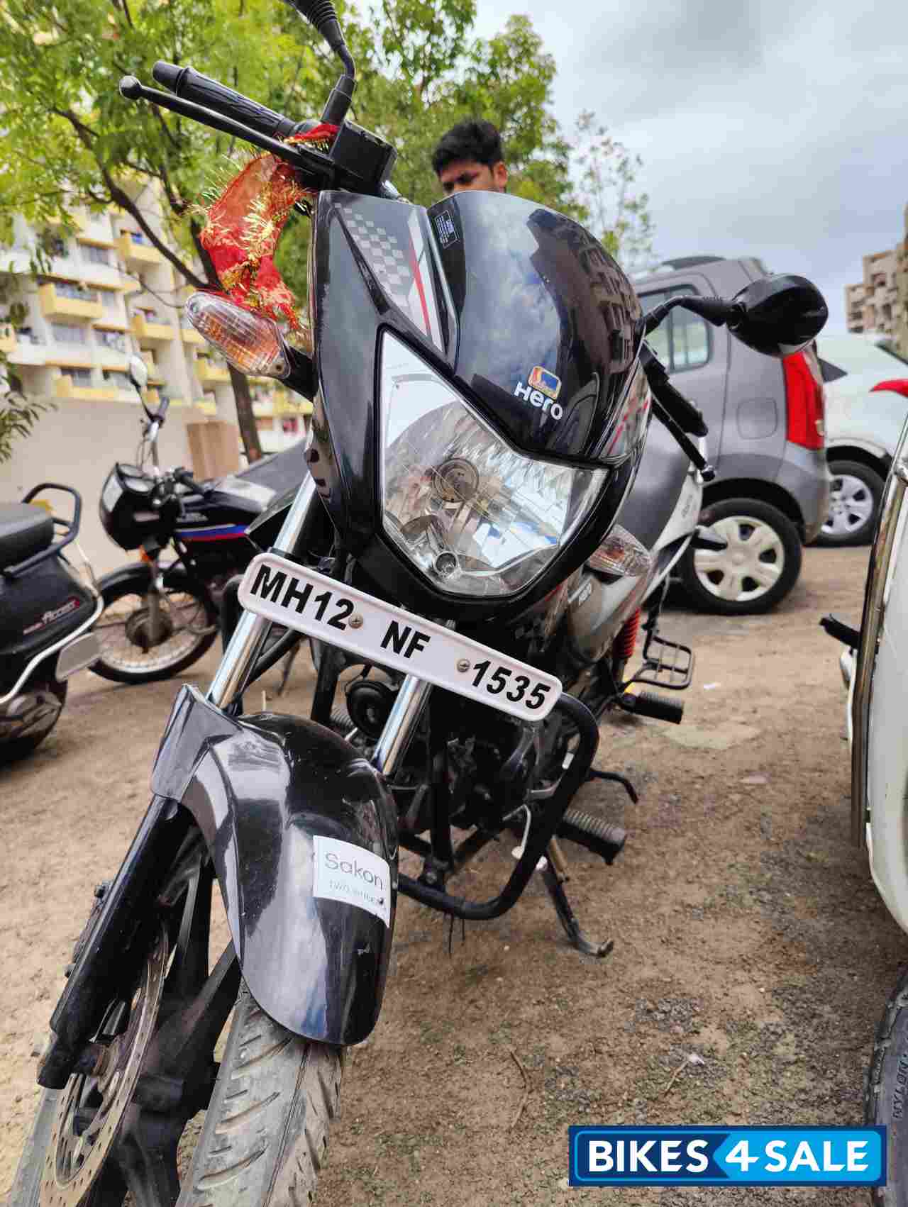 Black Hero Glamour 125