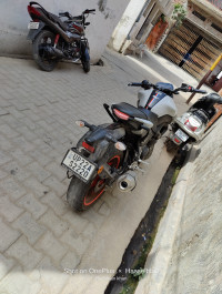 White Orange Yamaha MT-15 BS6