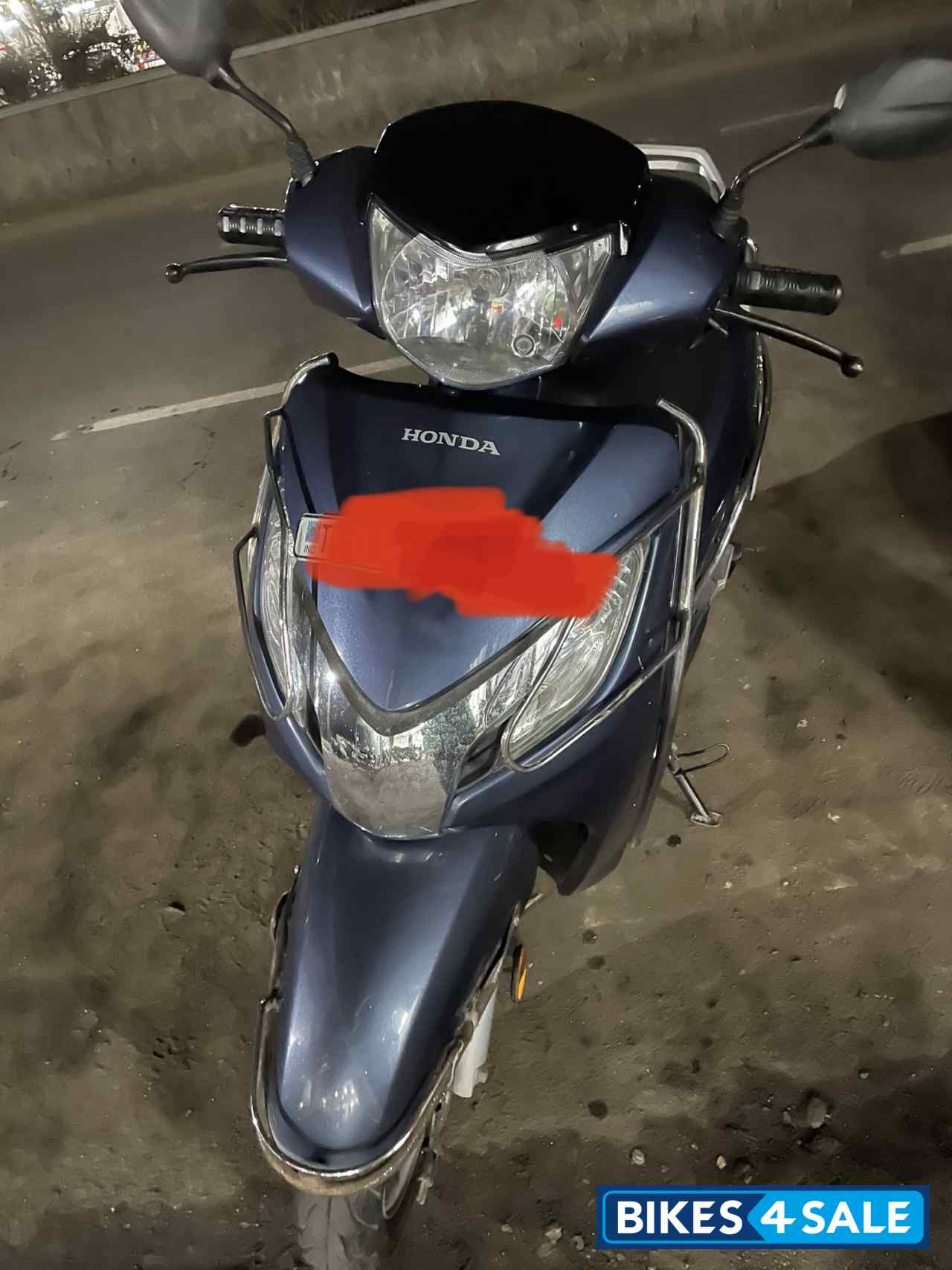 Blue Honda Activa 125