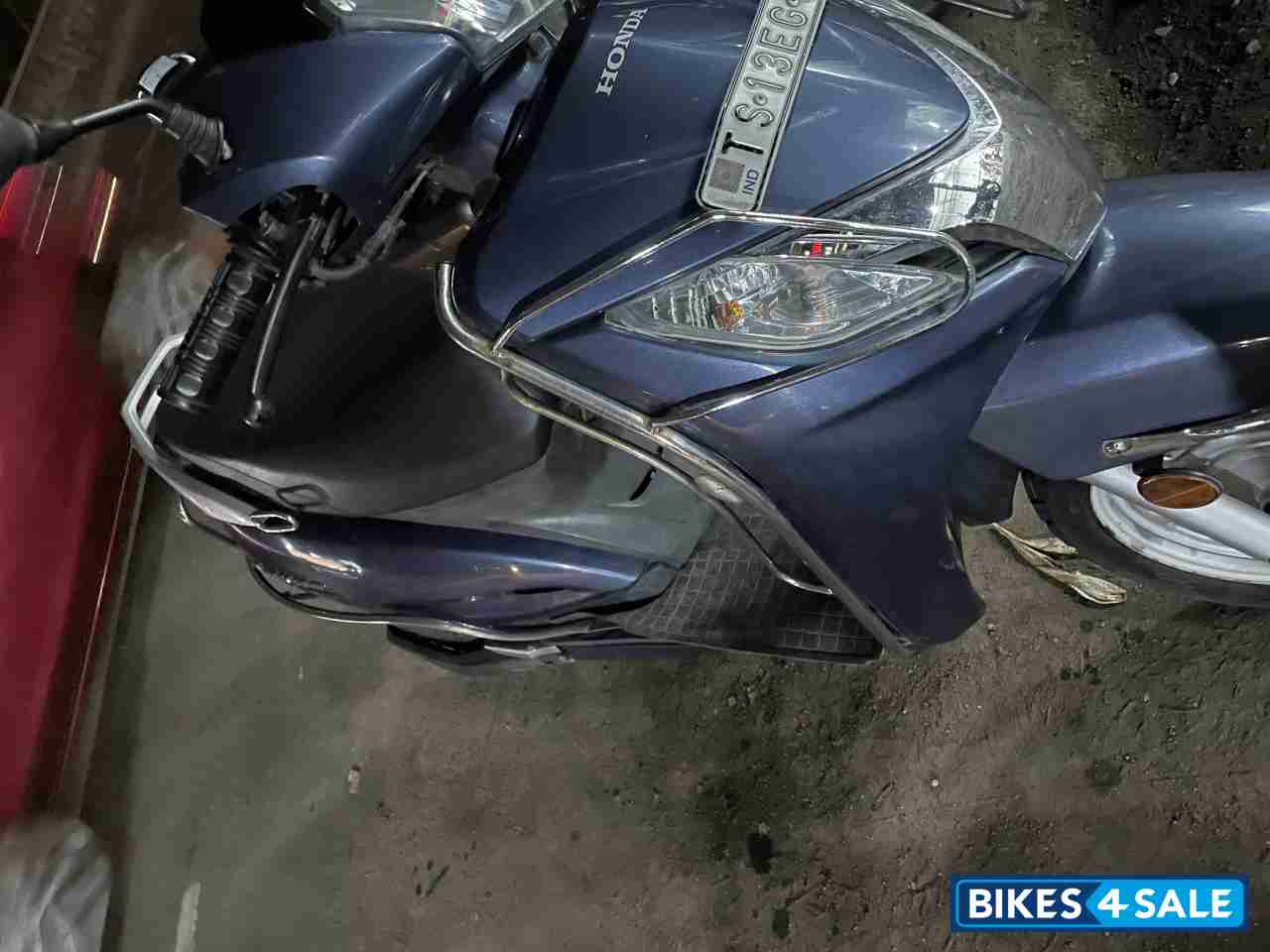 Blue Honda Activa 125