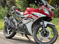 Yamaha YZF R15 V2