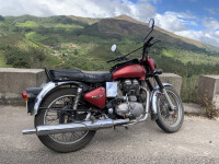 Red Royal Enfield Bullet Electra Twinspark