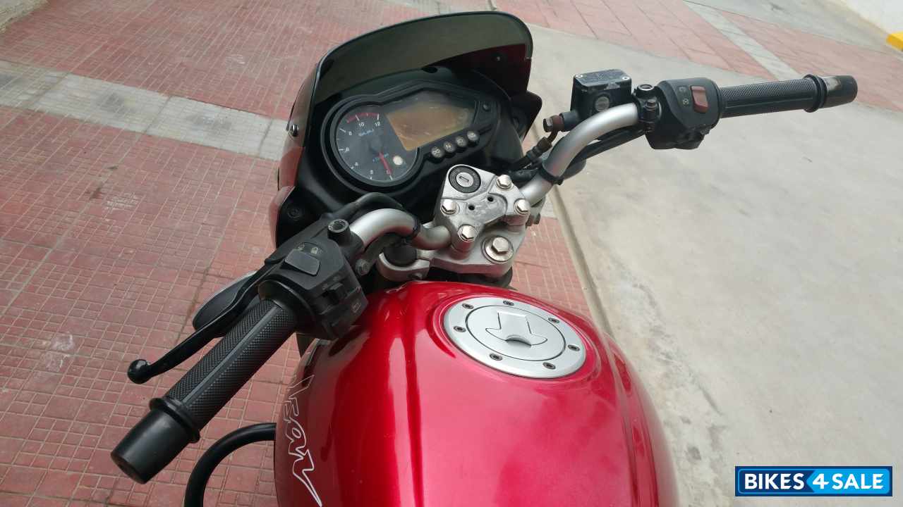 Red Bajaj Pulsar 180 DTSi