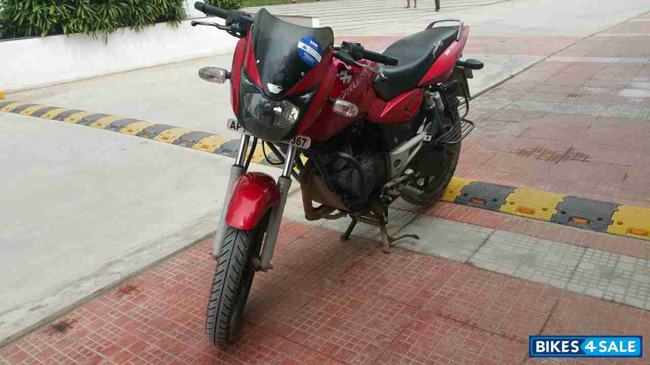 Red Bajaj Pulsar 180 DTSi