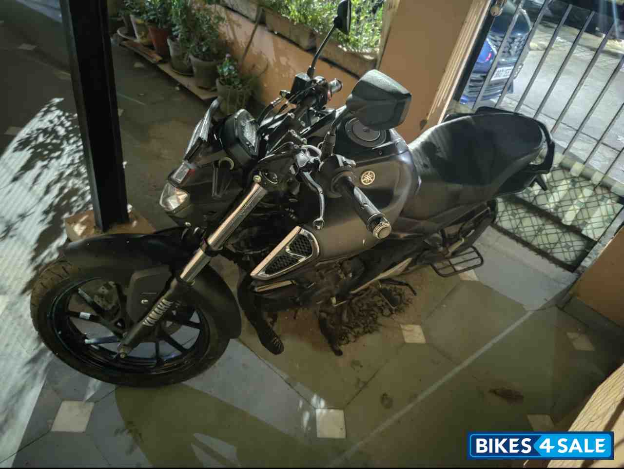 Dark Grey Yamaha FZ-S FI V3 BS6