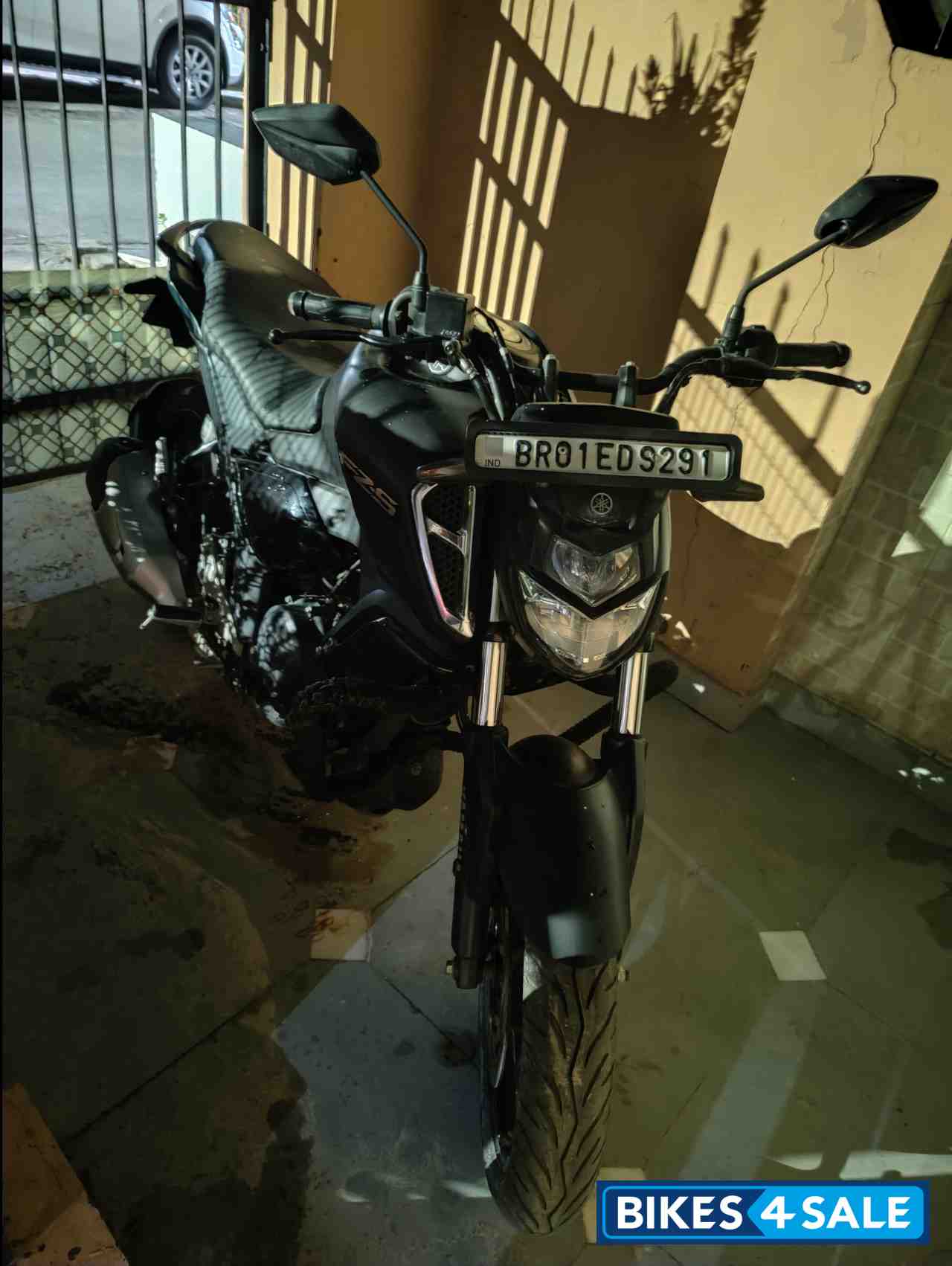 Dark Grey Yamaha FZ-S FI V3 BS6