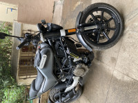 Grey Husqvarna Svartpilen Svartpilen 2021