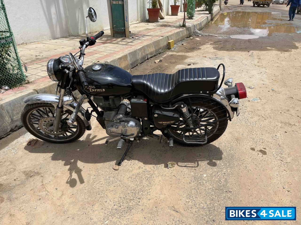 Black Royal Enfield Bullet Electra Twinspark Black Royal Enfield Bullet Electra Twinspark