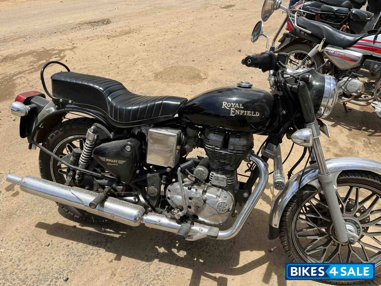 Black Royal Enfield Bullet Electra Twinspark Black Royal Enfield Bullet Electra Twinspark