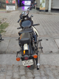 Black Royal Enfield Classic 500
