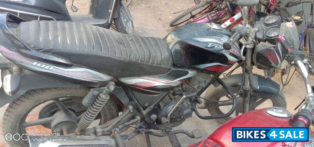 Bajaj Discover 100