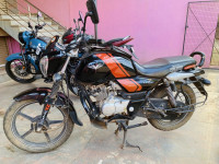 Bajaj V15