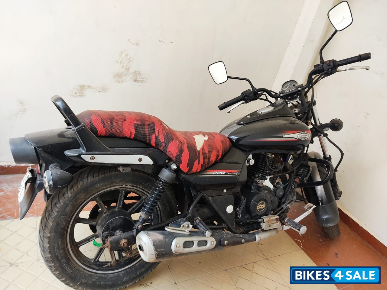 Red And Black Bajaj Avenger Street 220