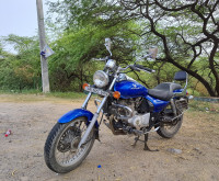 Bajaj Avenger 220 DTS-i