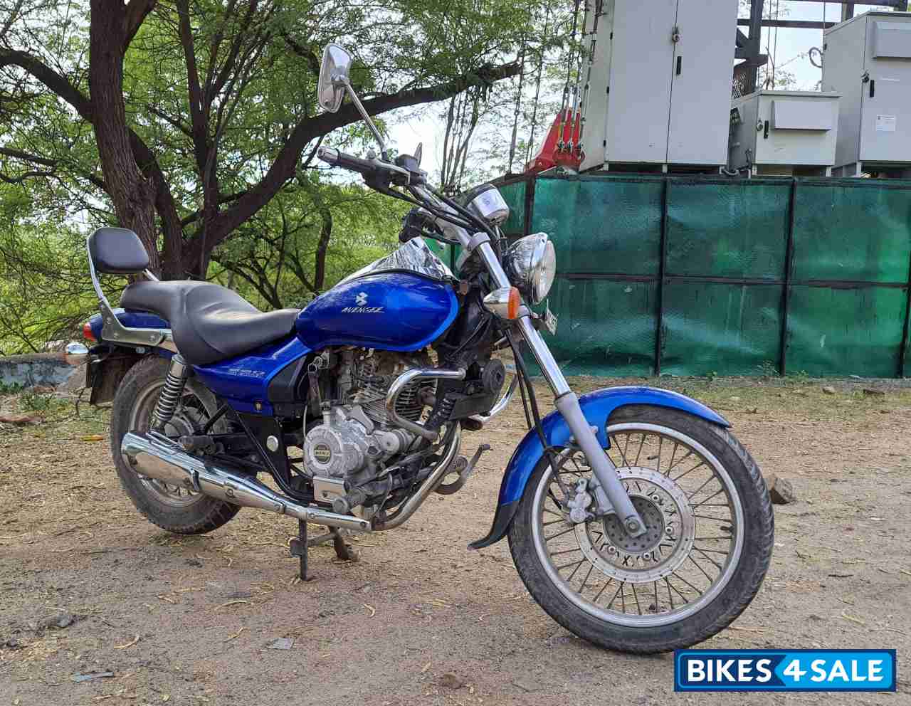 Bajaj Avenger 220 DTS-i