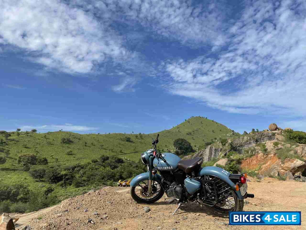 Royal Enfield Classic Signals Airborne Blue