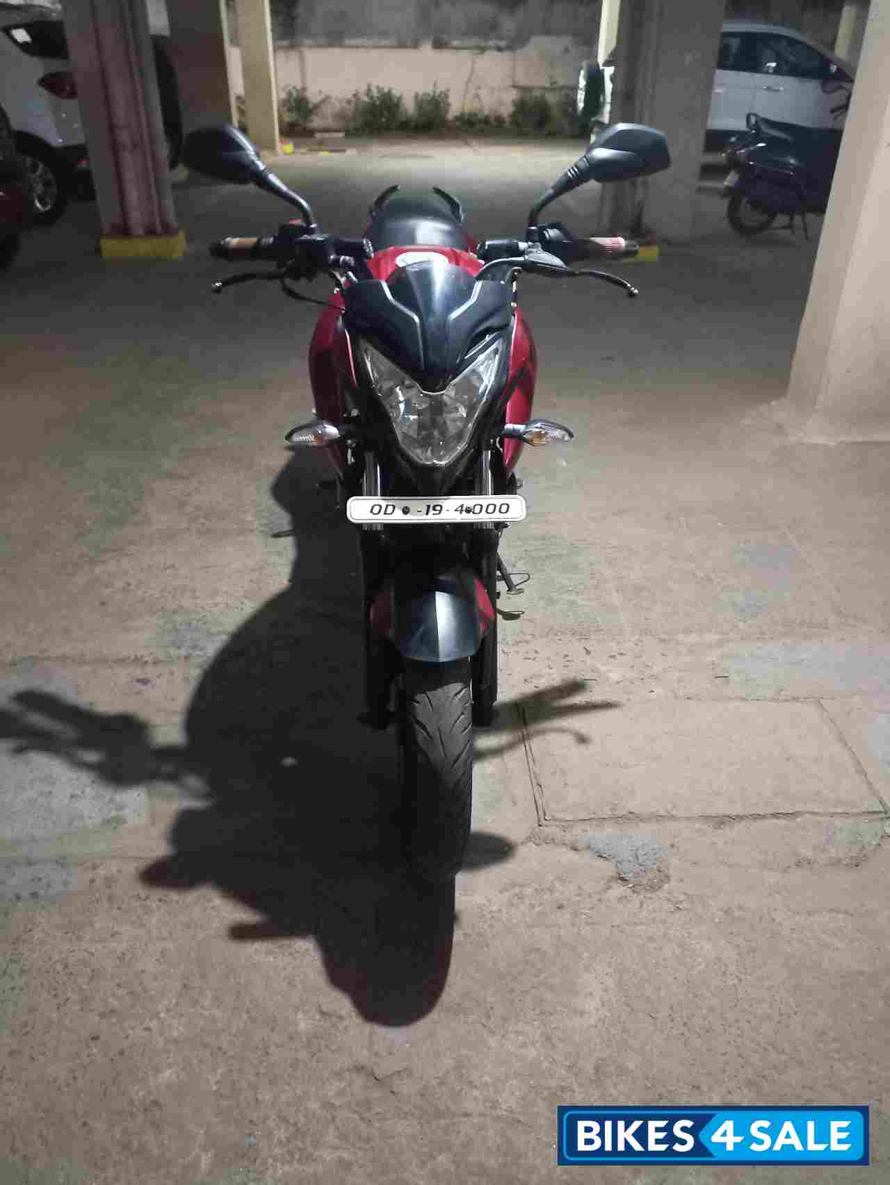 Matte Red Bajaj Pulsar 200 NS
