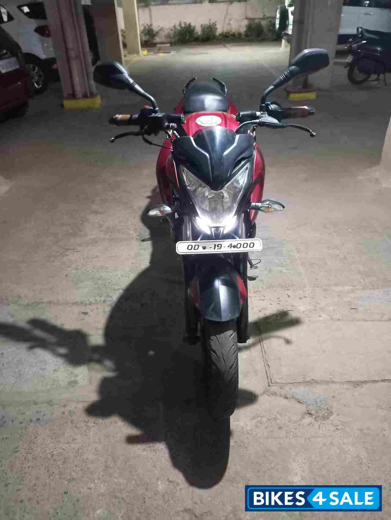 Matte Red Bajaj Pulsar 200 NS