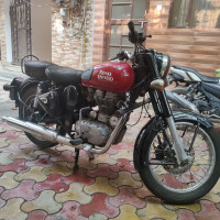 Royal Enfield Classic 350 Redditch Red