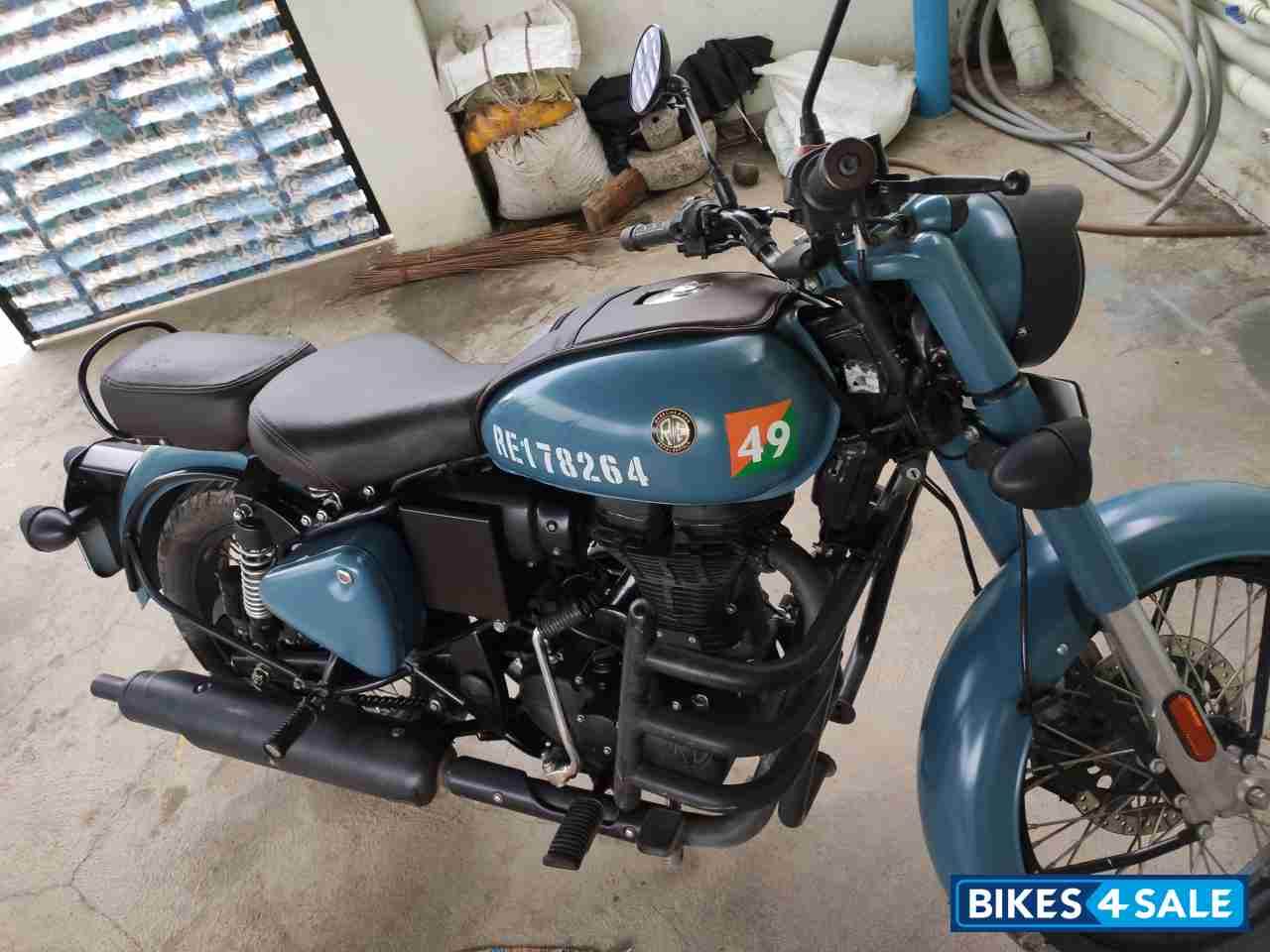 Blue Royal Enfield Classic 350 BS VI