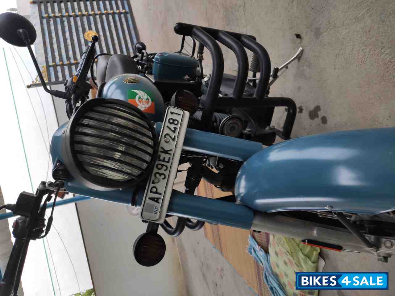 Blue Royal Enfield Classic 350 BS VI