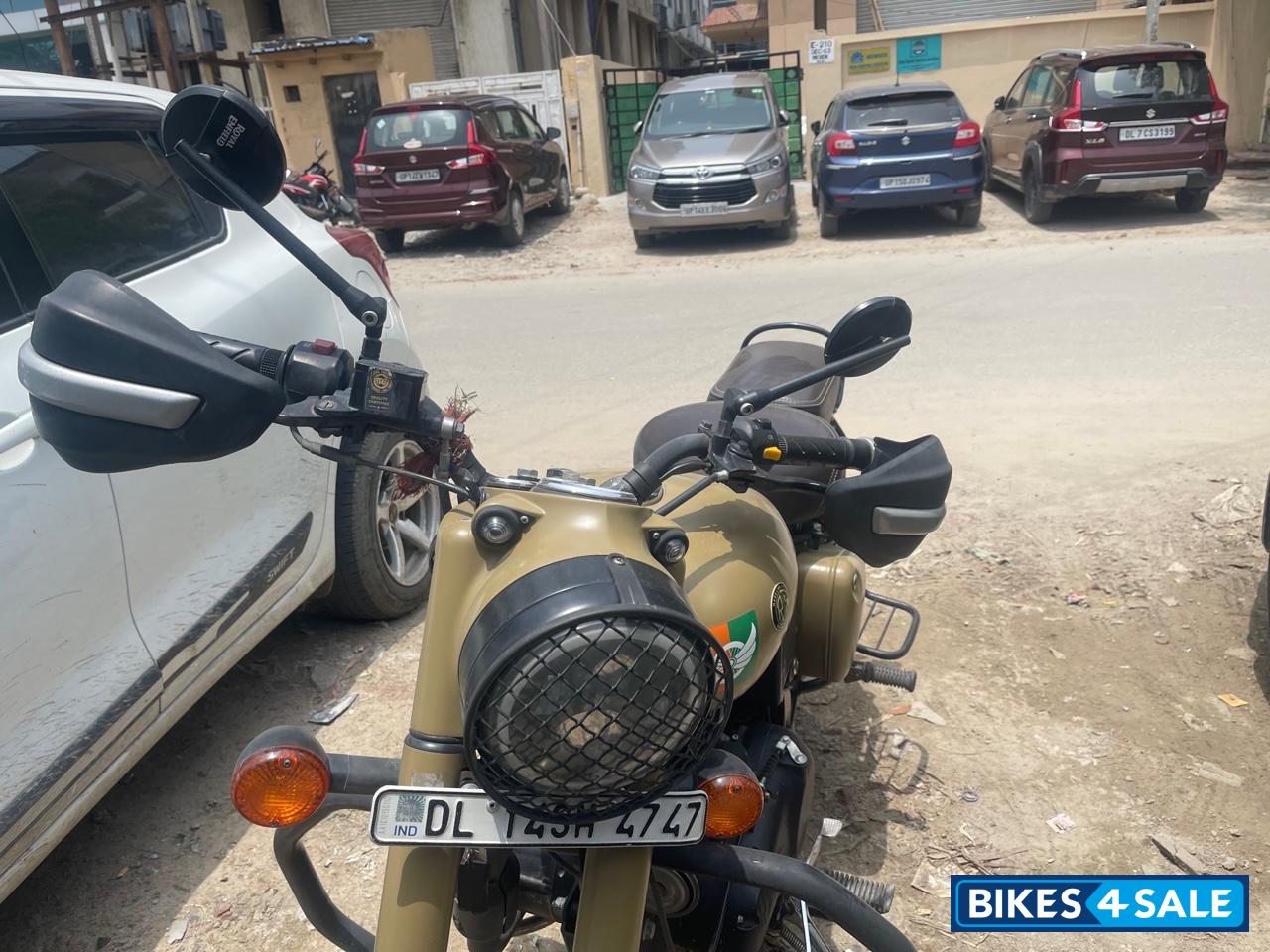 Desert Storms Royal Enfield Classic Desert Storm