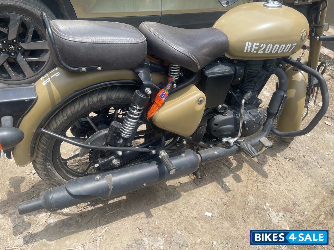 Desert Storms Royal Enfield Classic Desert Storm