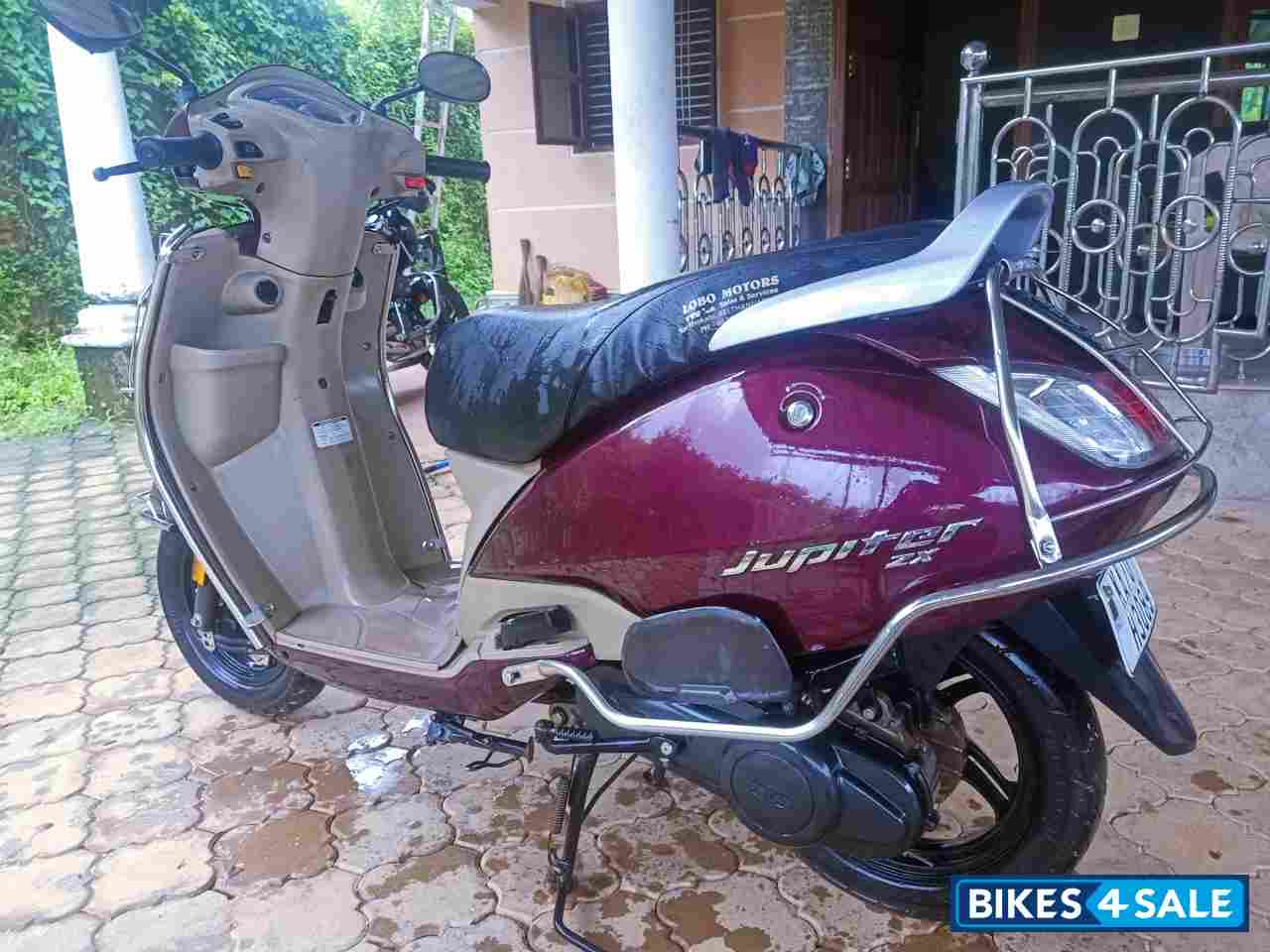 Purple TVS Jupiter ZX BS6