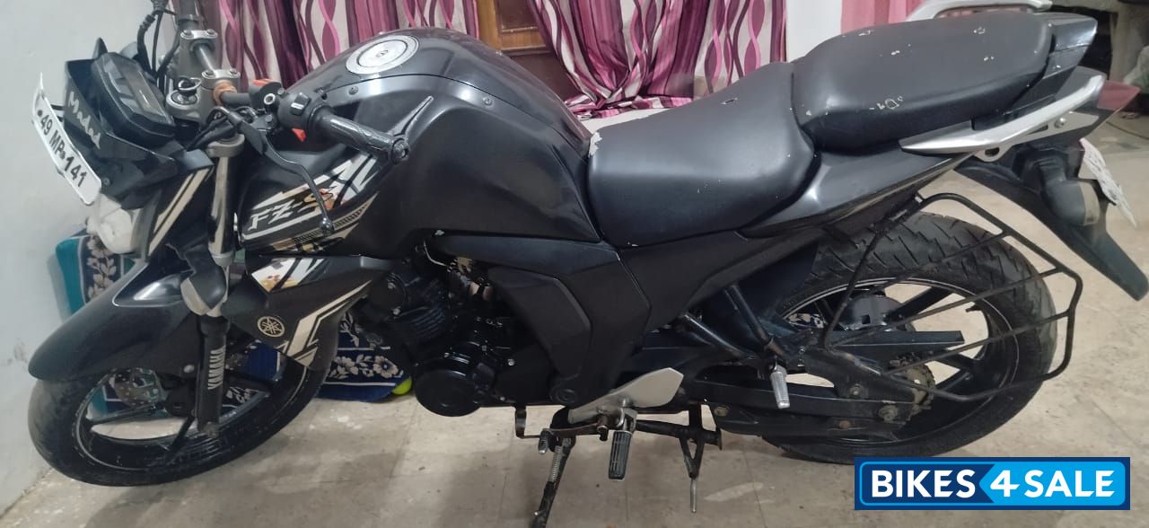 Yamaha FZ-S FI V2