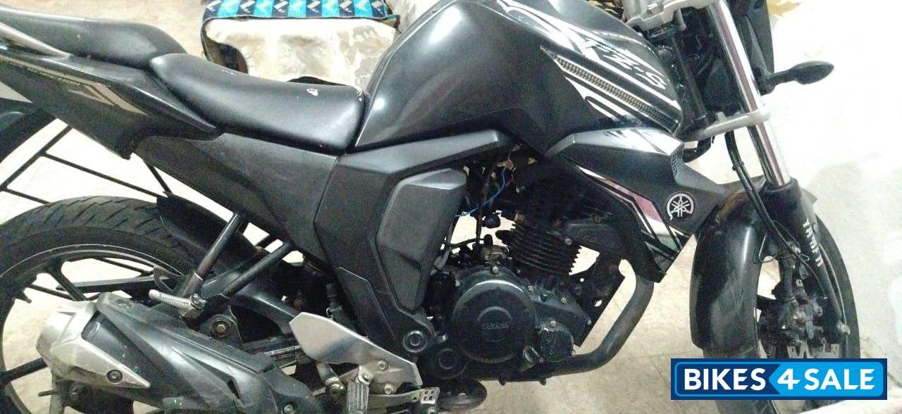 Yamaha FZ-S FI V2