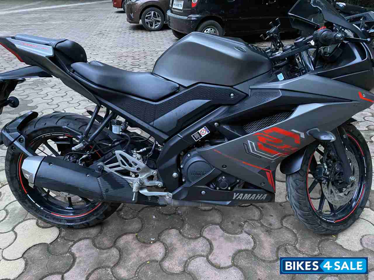 Thunder Grey Yamaha YZF R15 V3