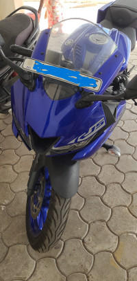 Racing Blue Yamaha YZF R15 V3