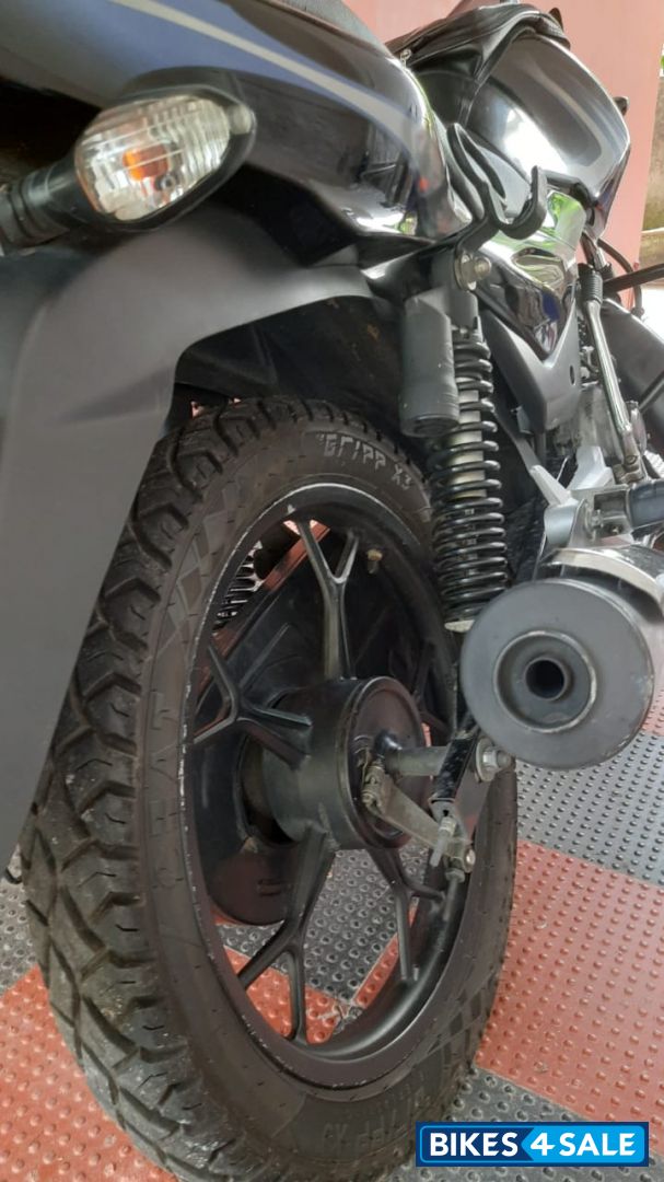 Black And Blue Bajaj Discover 100M Black And Blue Bajaj Discover 100M